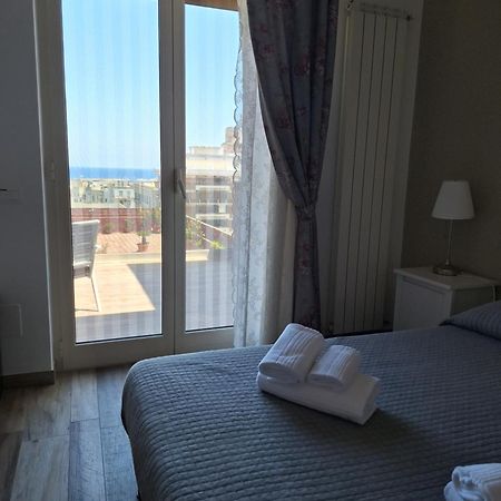 Hotel Vistamare House à Monopoli Extérieur photo