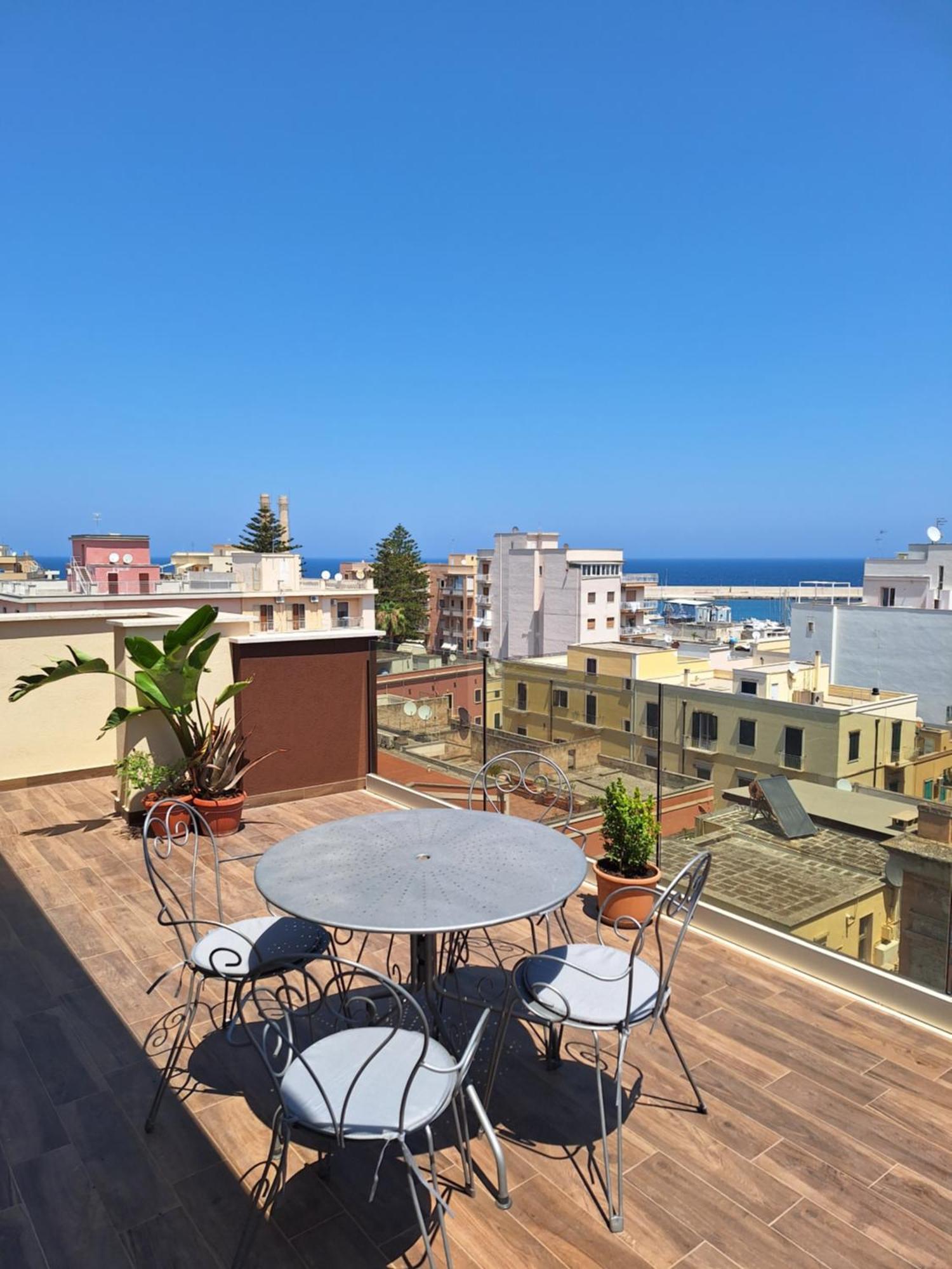 Hotel Vistamare House à Monopoli Extérieur photo